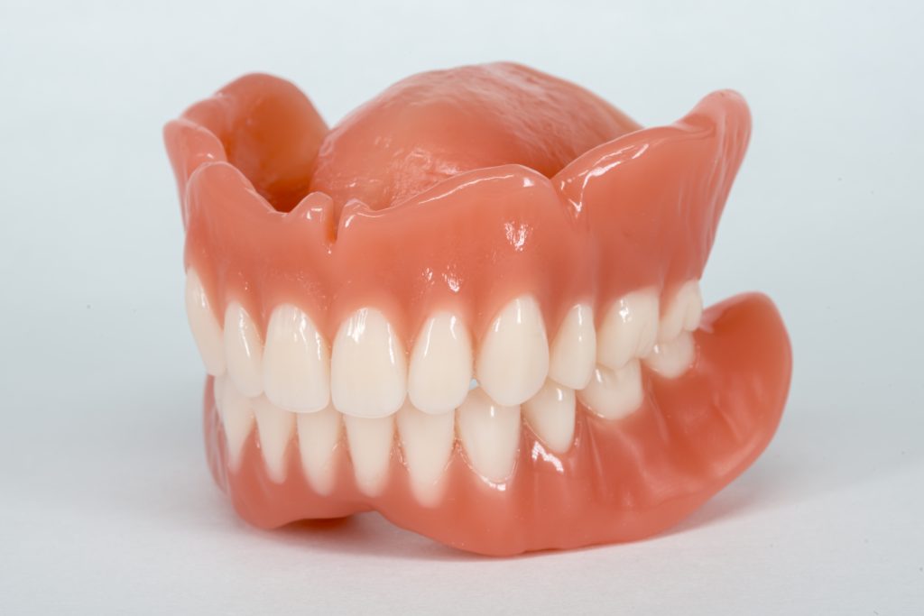 een eerste kunstgebit bij Tandprothetische Praktijk De Gelderse Vallei in Veenendaal