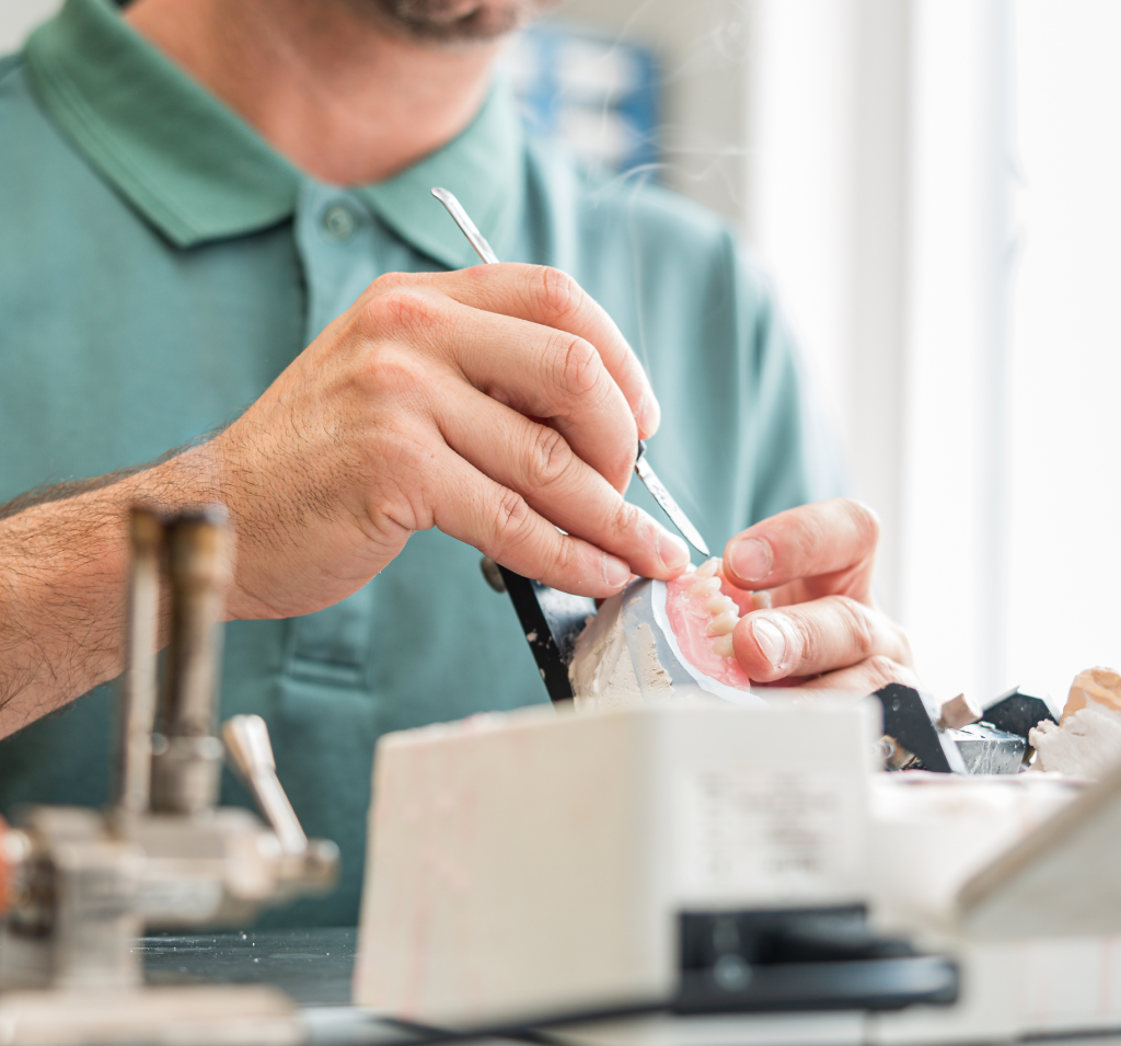 Kunstgebit opvullen voor betere pasvorm Veenendaal